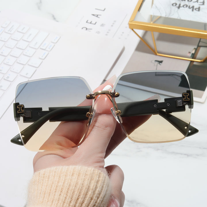 Dame oversized firkantet solbrille med stilige aksenter Luvikno