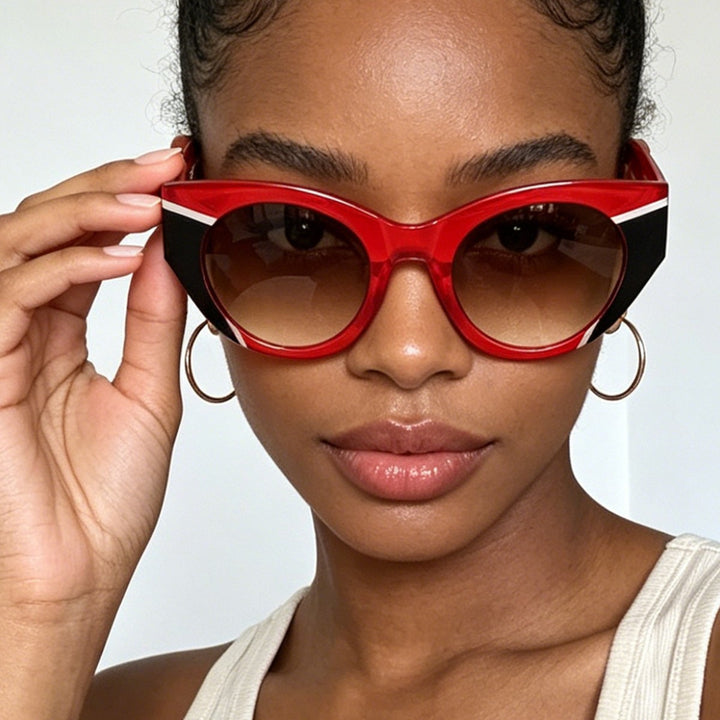 Dame moteriktig solbrille med unik leoprint Luvikno