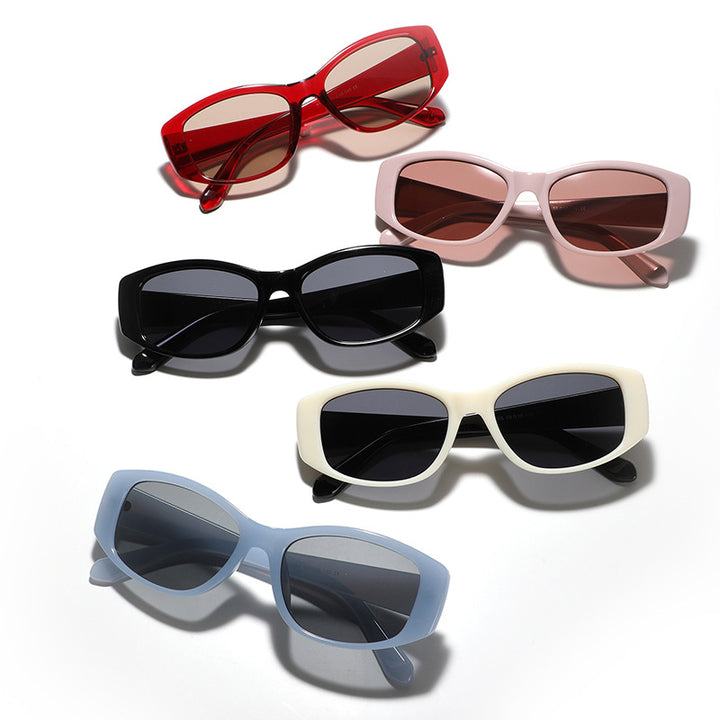 Dame moteriktig katteøye-solbrille med holografisk design Luvikno