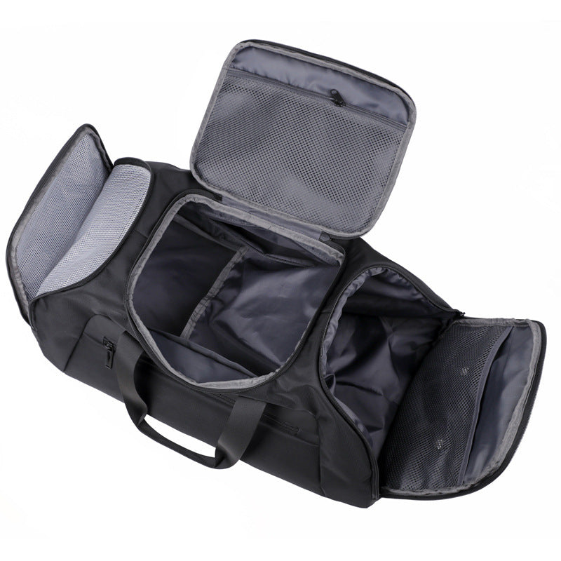 Men's sporty and spacious travel bag Luvikno