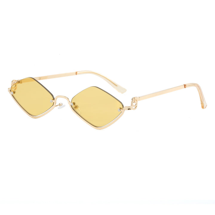 Dame mote kvadratisk solbrille med luksuriøs metallramme Luvikno
