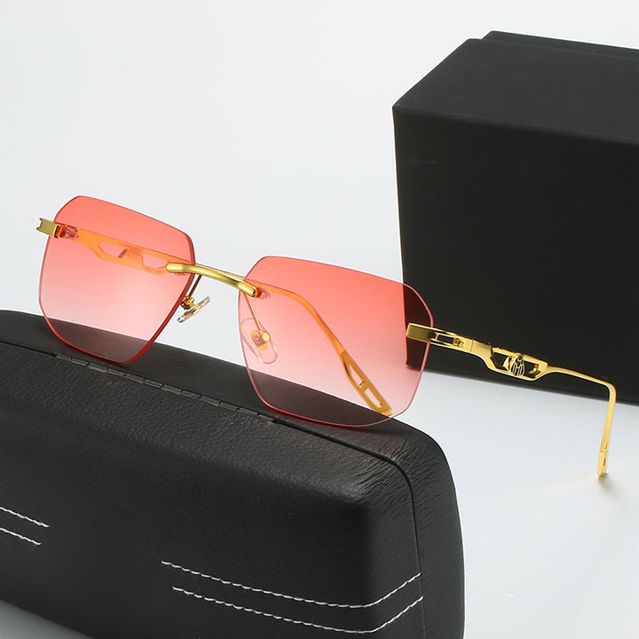 Dame moterik solbrille med luksuriøs ramme og ergonomisk design Luvikno