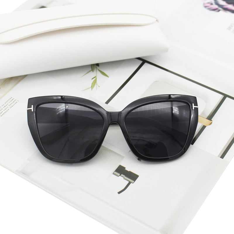 Dame Cat-Eye solbriller med elegante aksenter Luvikno