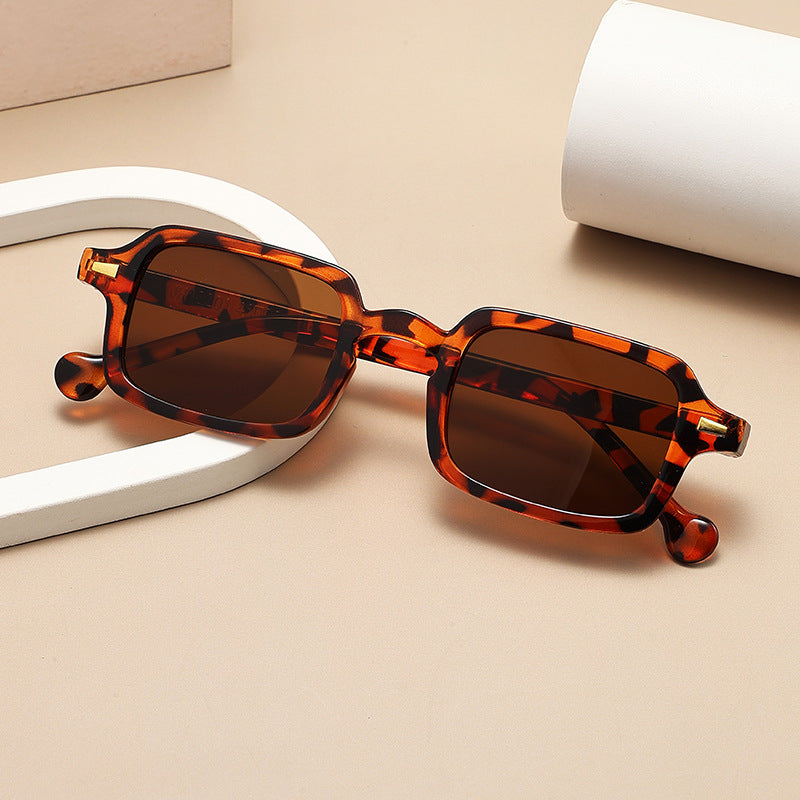 Dame geometrisk solbrille med trendy dyreprint Luvikno