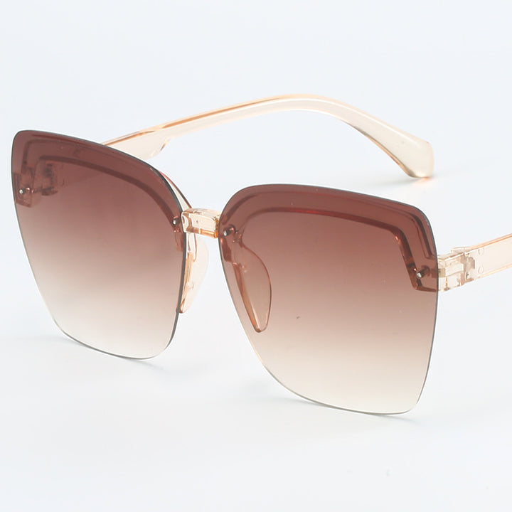 Dame moteriktig Shield-solbrille med moderne, kvadratisk design Luvikno