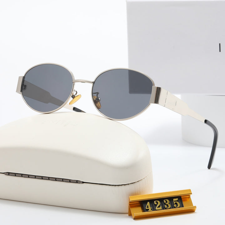 Damer Elegant Designer-solbrille med filigranfra ramme og UV-beskyttelse Luvikno