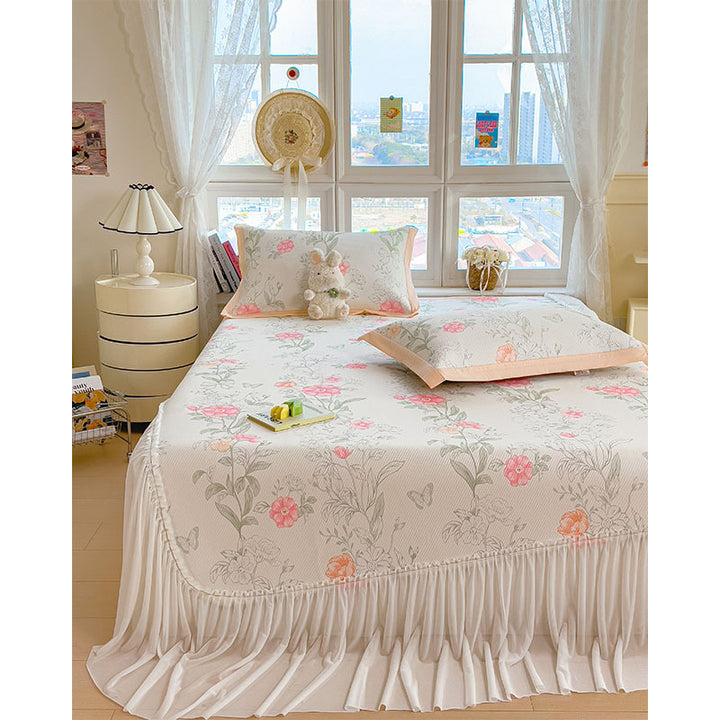 Dame Elegant og dekorativ sengeteppe-sett med lyst blomsterdesign Luvikno