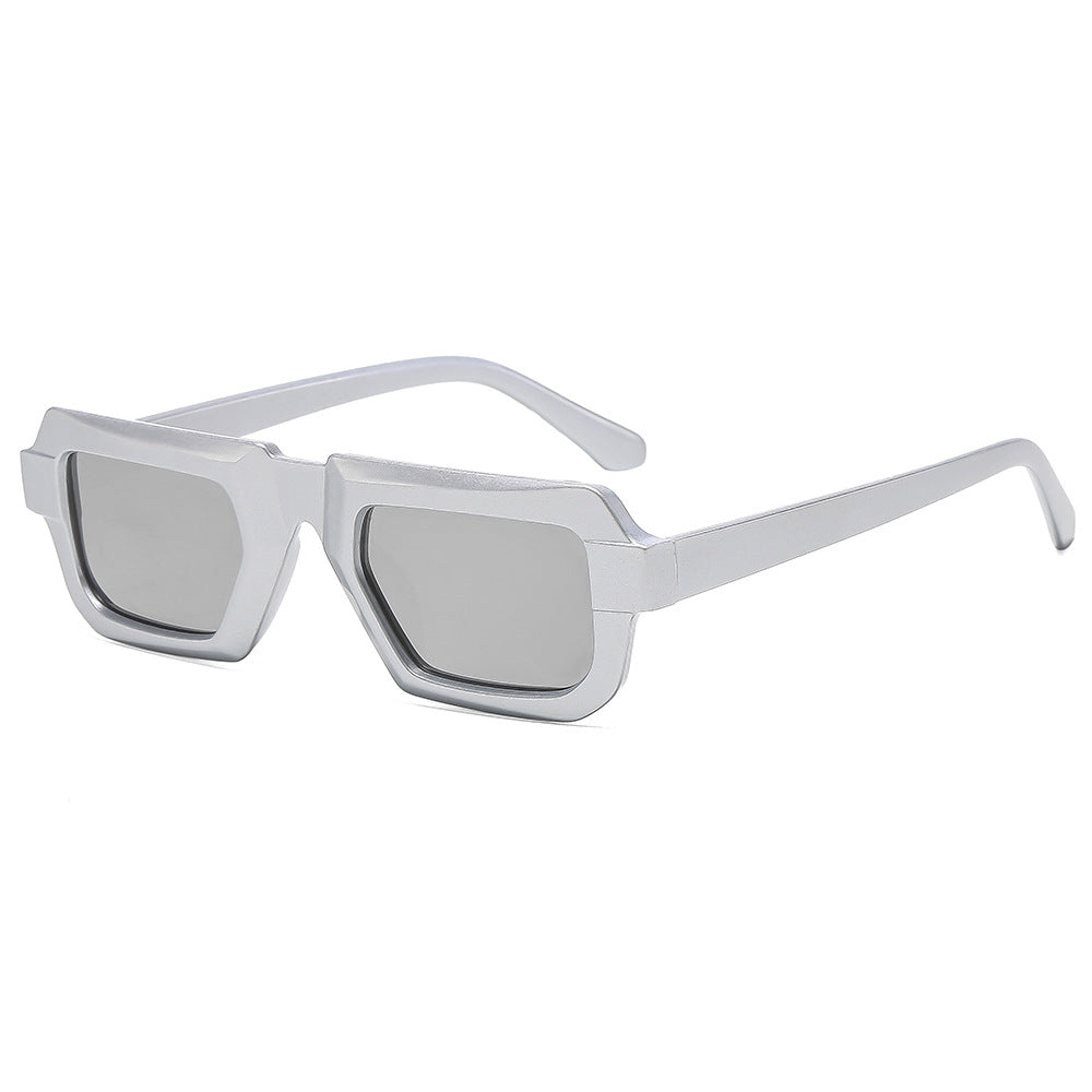 Dame moteriktig solbrille i trendy skilpaddedesign Luvikno