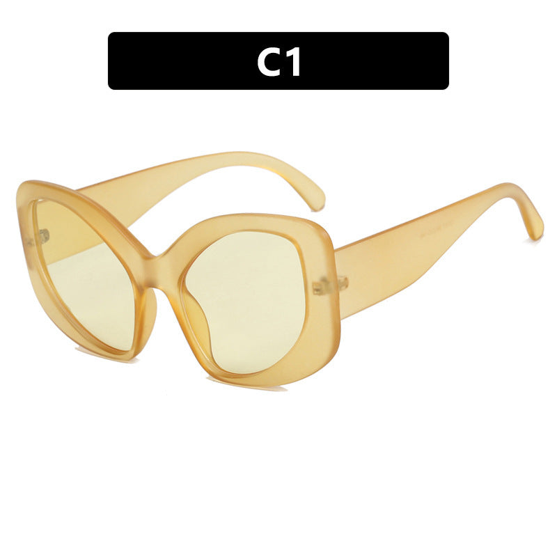 Dame elegant oversized solbrille med markant design Luvikno