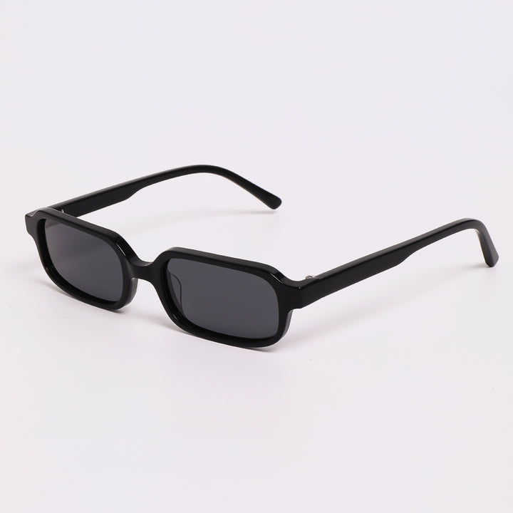 Dame solbrille i moderne, kantete design med høyt utviklede UV-beskyttelseslinser Luvikno