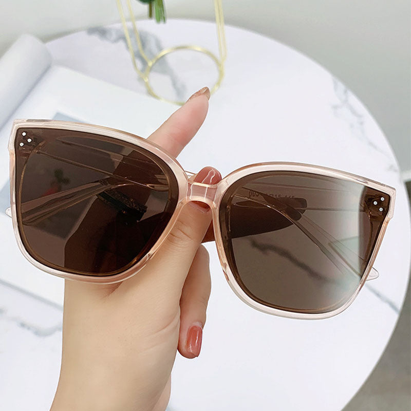 Dame Cat-Eye solbriller i elegant og moderne design Luvikno