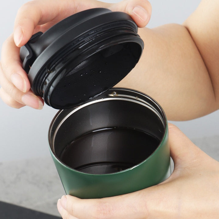 Dame isolert kaffekopp med ergonomisk lokk Luvikno