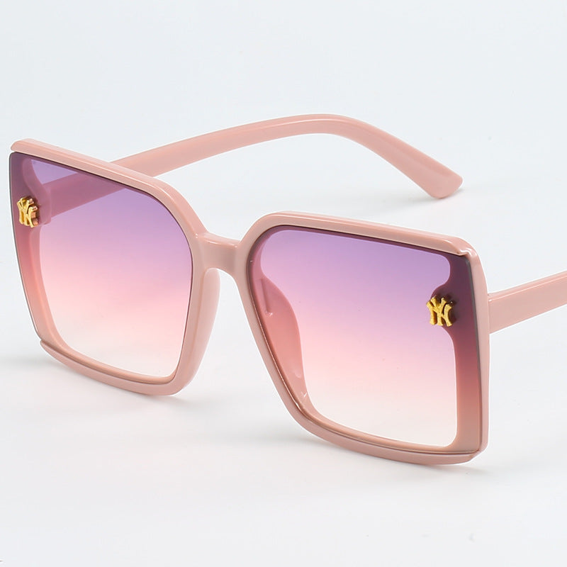 Dame Oversized-solbriller med elegante glass Luvikno