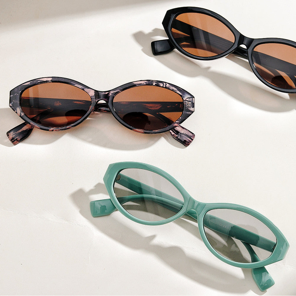 Dame moderne Cat-Eye solbriller med ergonomisk ramme Luvikno