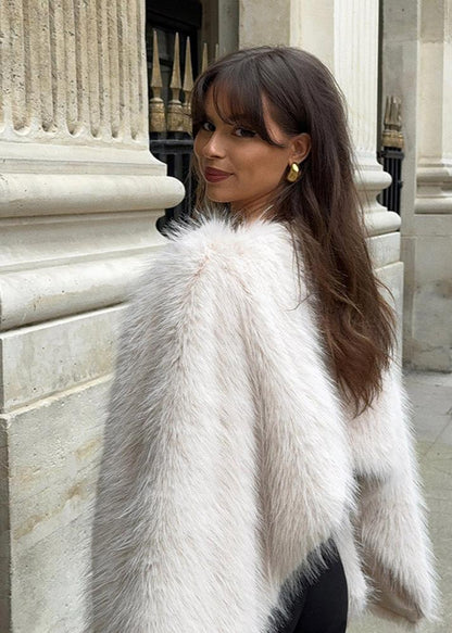 Luvik | Lyhennetty tekoturkki takki