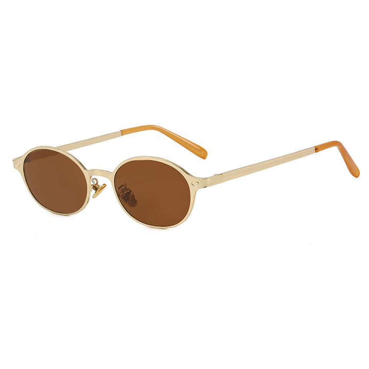 Dame rund brille med filigran metallramme og behagelige nesepads Luvikno