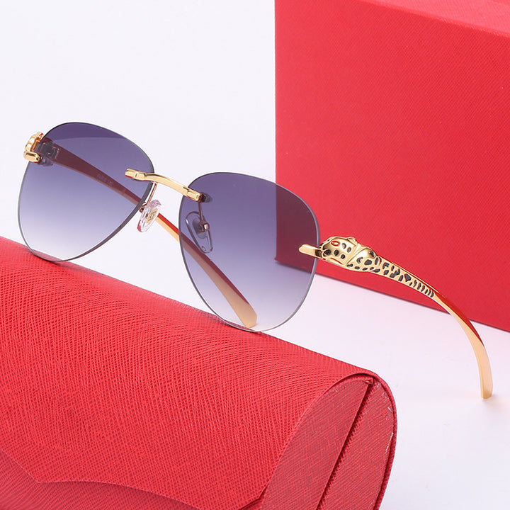 Dame elegant Pilot solbrille med luksuriøs gullramme og beskyttende linser Luvikno