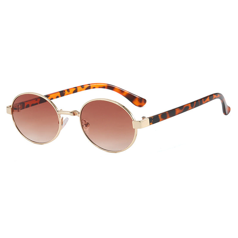 Dame rund brille med elegant metallramme og justerbare nesepads Luvikno