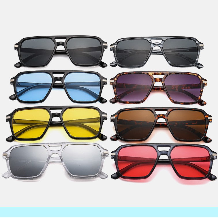 Dame Premium solbrille med moderne kvadratisk form Luvikno