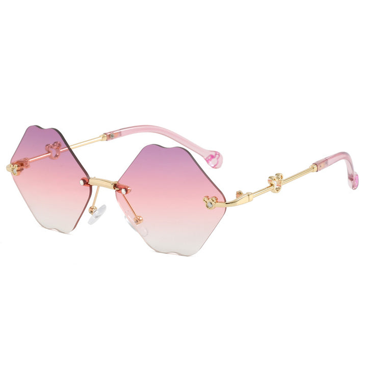Dame geometrisk oversized solbrille med detaljerte, luksuriøse rammer Luvikno