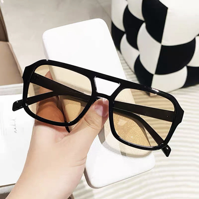 Dame modische Oversized-solbrille med iøynefallende mønster Luvikno