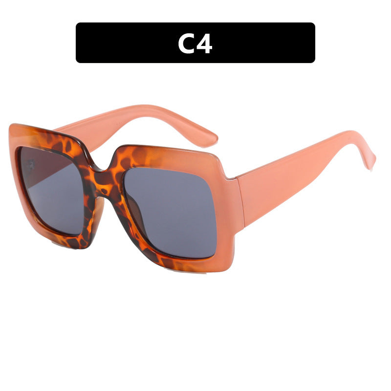 Dame oversized kvadratisk solbrille med markant skjoldpatt-design Luvikno