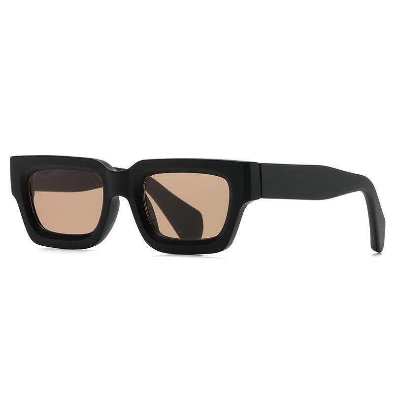 Dame oversized solbriller i moderne, kantete design Luvikno