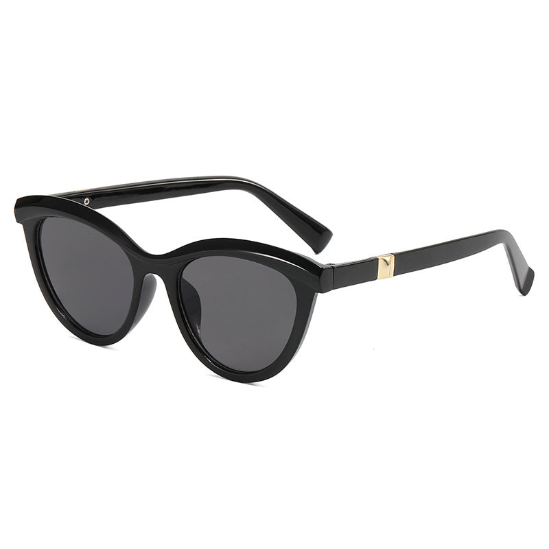 Dame elegant Cat-Eye solbriller med stilfull metallramme Luvikno