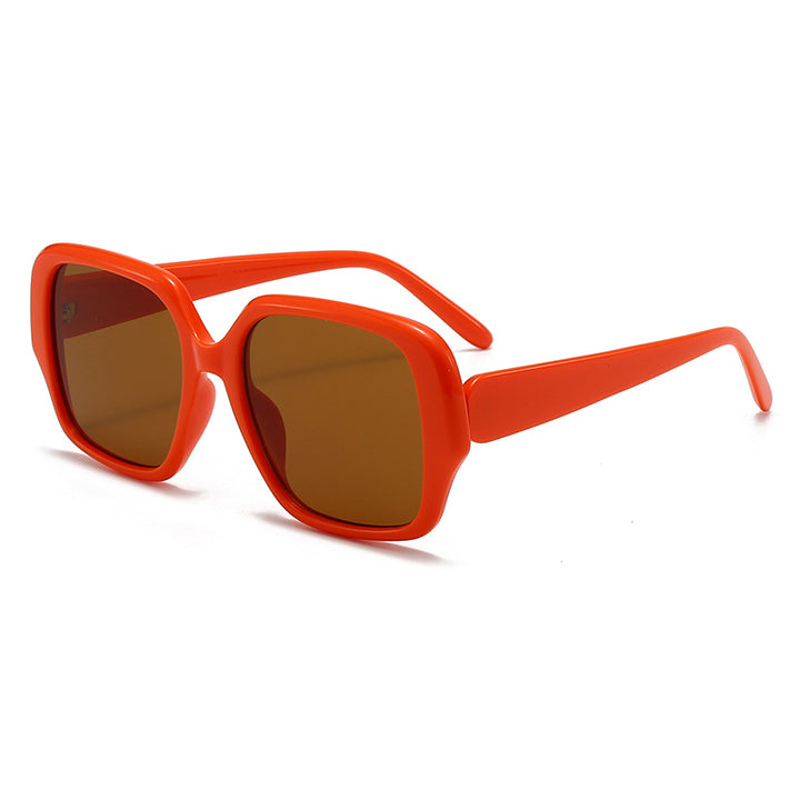 Dame moterisk kvadratisk solbrille med bred ramme Luvikno
