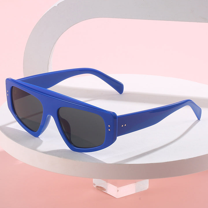 Dame overdimensjonerte solbriller i trendy dyreprint design Luvikno