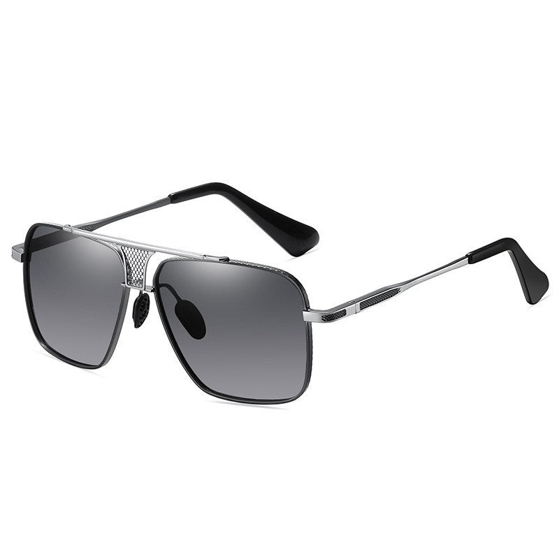 Dame Kvadratisk Solbrille med stilfull metallramme og høykvalitets UV-beskyttelse Luvikno