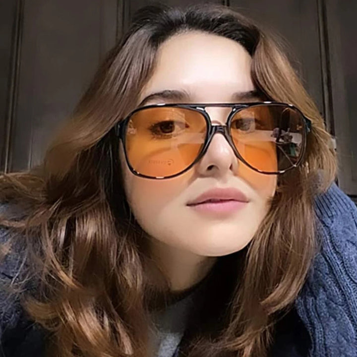 Dame moteriktig kvadratisk solbrille med bred ramme Luvikno