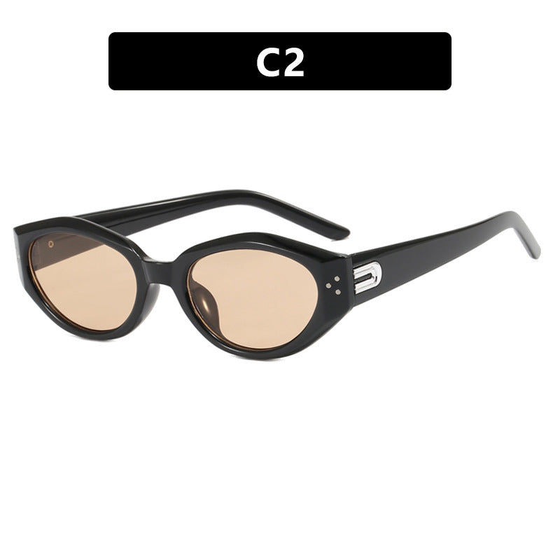 Dame Cat-Eye solbriller med elegant plastisk ramme Luvikno