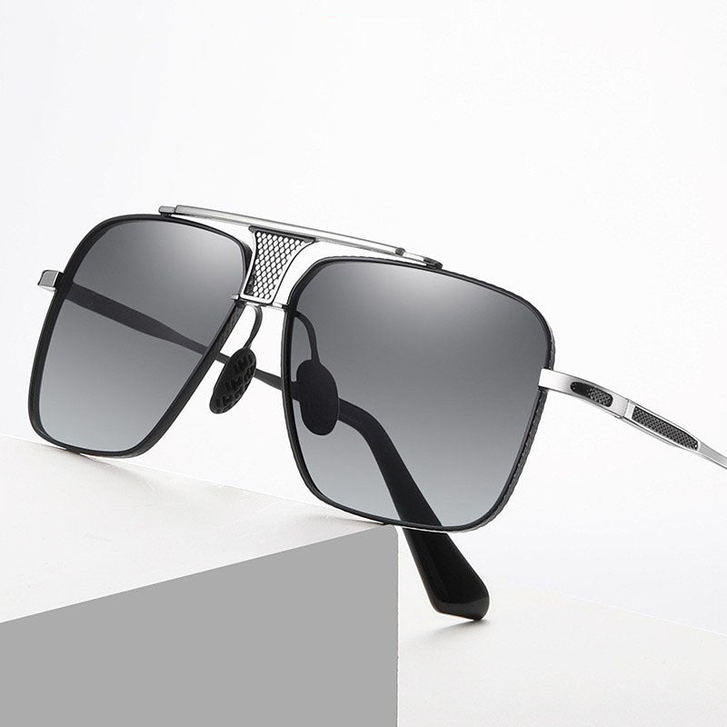 Dame Kvadratisk Solbrille med stilfull metallramme og høykvalitets UV-beskyttelse Luvikno