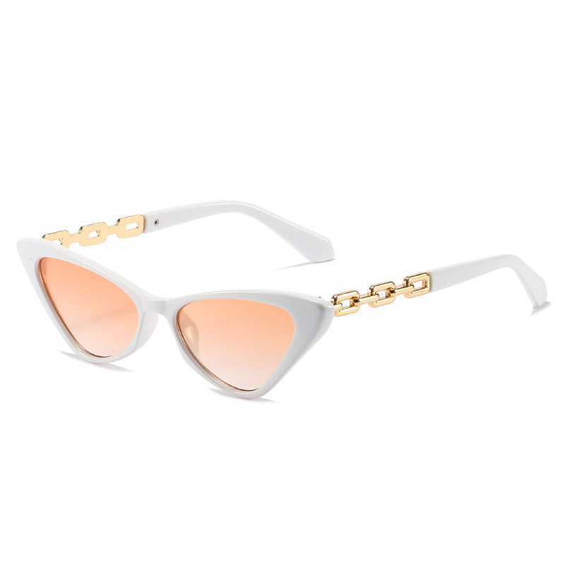 Dame Cat-Eye solbriller med stilige kjedeaksenter Luvikno