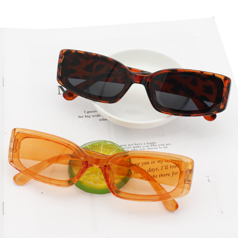 Damer eksklusiv oversized solbrille i moderne design Luvikno
