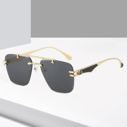 Dame Designer-solbrille i ekstravagant ramme Luvikno