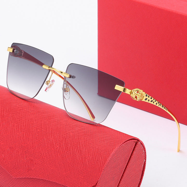 Dame Geometrisk Solbrille med elegant gullfarget detalj Luvikno