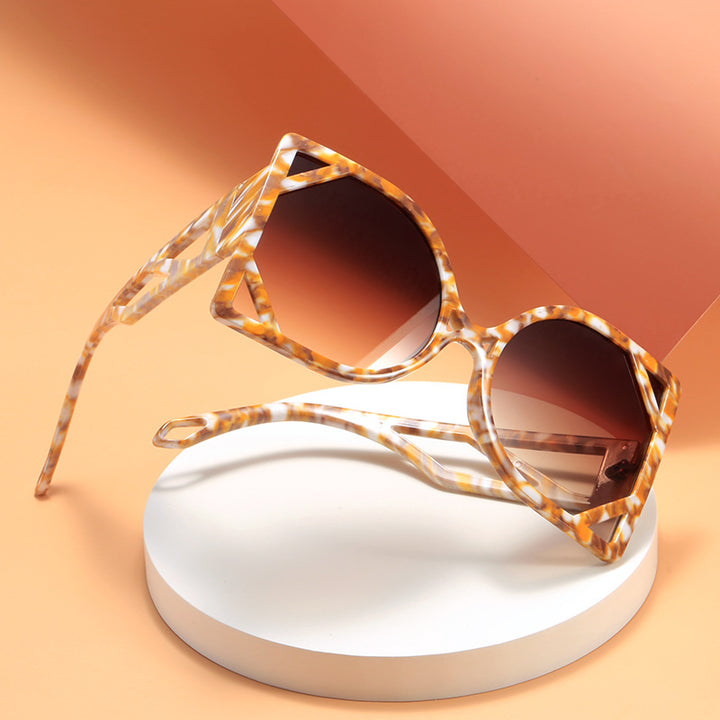 Dame geometrisk solbrille med eksklusiv design og UV-beskyttelse Luvikno