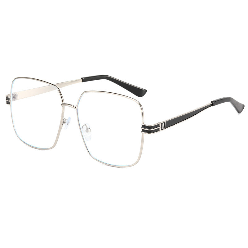 Dame moteriktig firkantet brille med filigran metallramme Luvikno