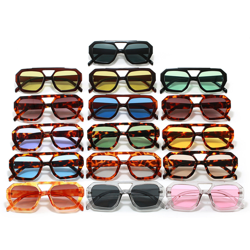 Dame geometrisk solbrille i ekstravagant design Luvikno