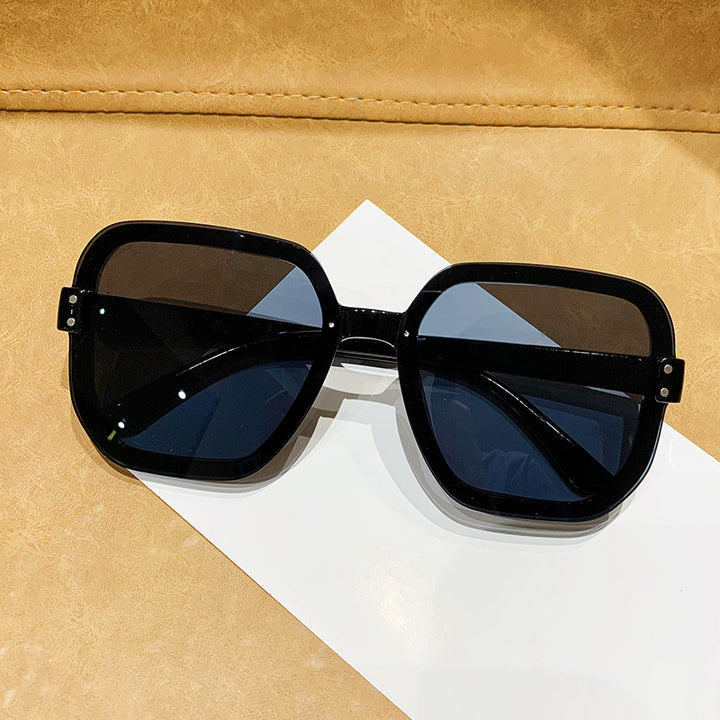 Kvinnenes trendy statement solbriller Luvikno
