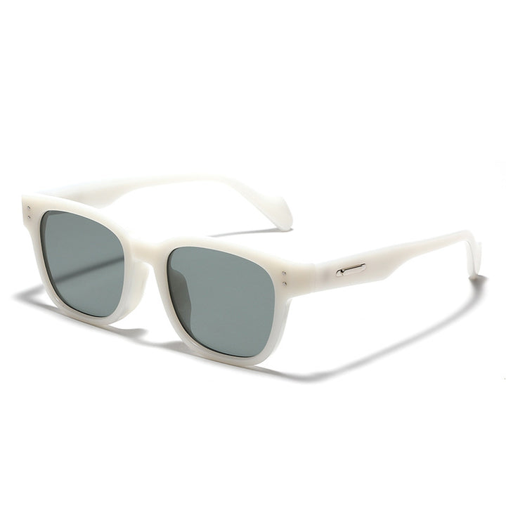 Dame kvadratisk solbrille med komfortabel passform og stilfullt design Luvikno