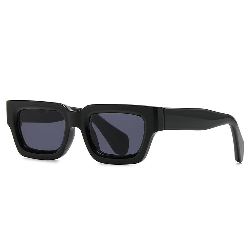 Dame oversized solbriller i moderne, kantete design Luvikno
