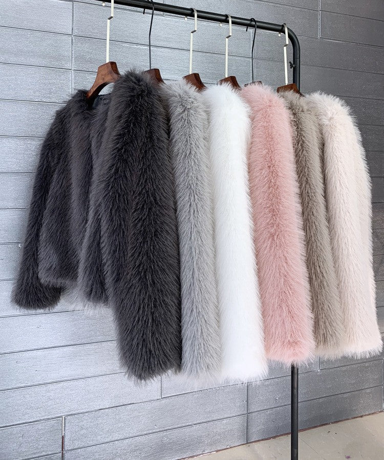 Luvik | Tyylikäs Tekoturkis Takki