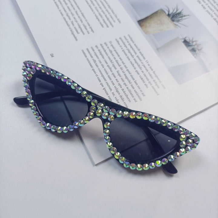 Dame Cat-Eye solbriller med glitrende krystallpynt Luvikno