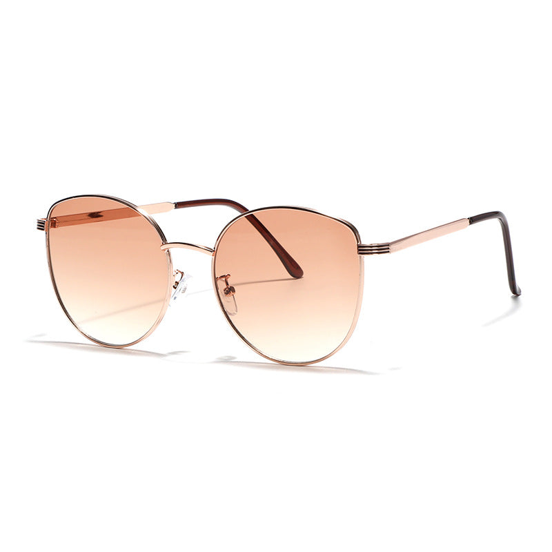 Dame geometrisk solbrille med smal metallramme Luvikno