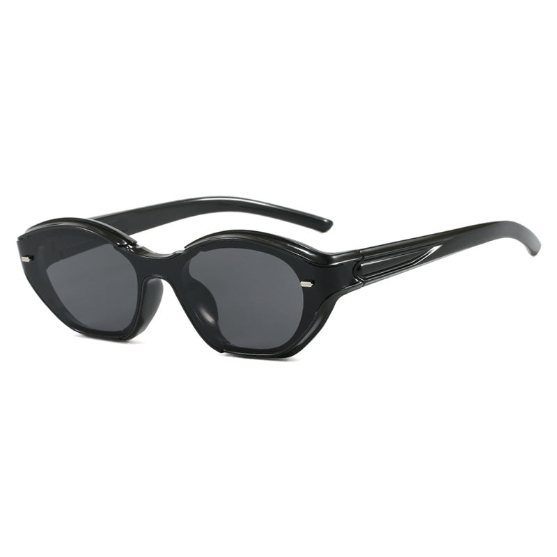 Dame moter Solbrille med moderne design og beskyttende UV-filter Luvikno