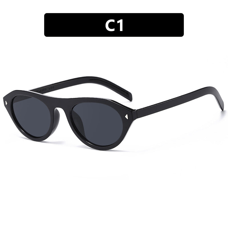 Dames moteriktig solbrille med buet ramme og beskyttende UV-filter Luvikno