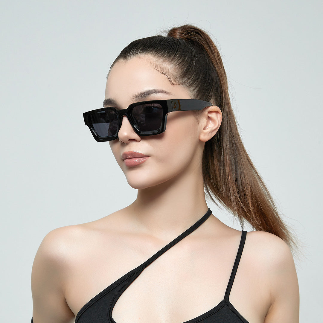 Dame fashion solbrille med klar ramme og gradient linser Luvikno